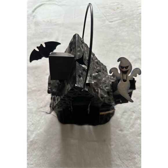 Black metal Halloween haunted house lantern ￼ - Picture 3 of 5